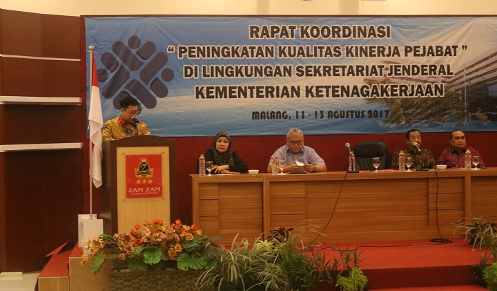 Rapat Koordinasi Peningkatan Kualitas Pejabat di Lingkungan Sekretariat Jenderal Tahun 2017